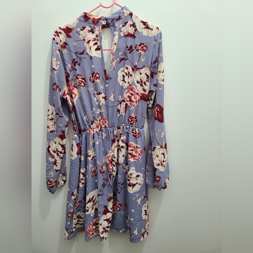 Powder blue floral choker dress​ - Picture 3 of 6